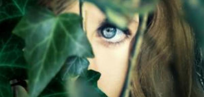 “Ofrenda a la tormenta” (Ed. Destino) 